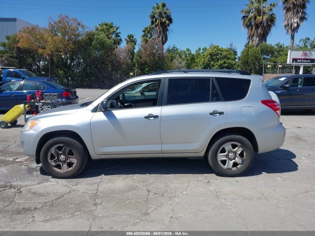 2010 Toyota Rav4 მანქანა იყიდება აუქციონზე, vin: 2T3BF4DV0AW051256, აუქციონის ნომერი: 45230368