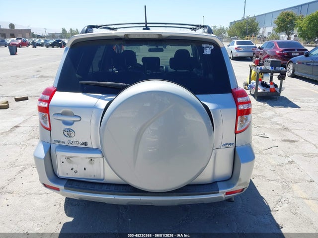 2010 Toyota Rav4 მანქანა იყიდება აუქციონზე, vin: 2T3BF4DV0AW051256, აუქციონის ნომერი: 45230368