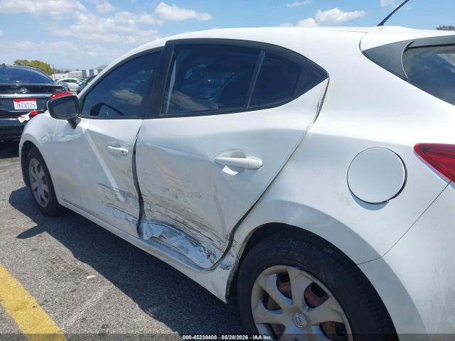 45230400 :رقم المزاد ، JM1BM1K75F1252505 vin ، 2015 Mazda Mazda3 I Sport مزاد بيع
