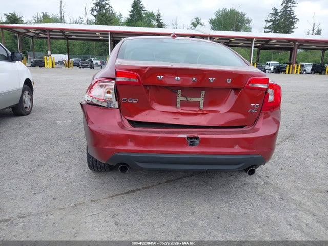 2012 Volvo S60 T6/t6 R-design მანქანა იყიდება აუქციონზე, vin: YV1902FH6C2135955, აუქციონის ნომერი: 45230456