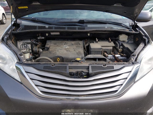 Продаж на аукціоні авто 2011 Toyota Sienna Xle V6, vin: 5TDYK3DC2BS033665, номер лоту: 45230475