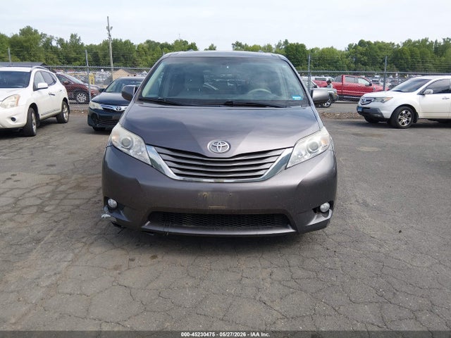 Продаж на аукціоні авто 2011 Toyota Sienna Xle V6, vin: 5TDYK3DC2BS033665, номер лоту: 45230475