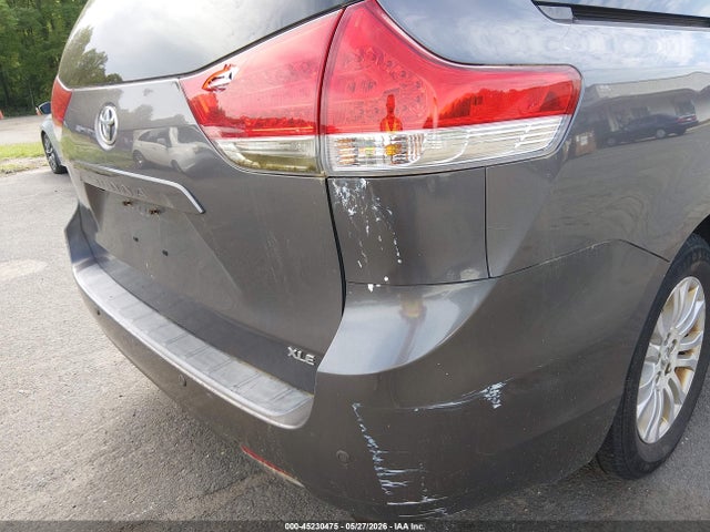 Продаж на аукціоні авто 2011 Toyota Sienna Xle V6, vin: 5TDYK3DC2BS033665, номер лоту: 45230475