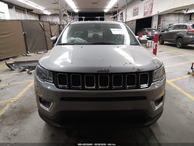 3C4NJCCB9KT772620 Jeep Compass Limited Fwd