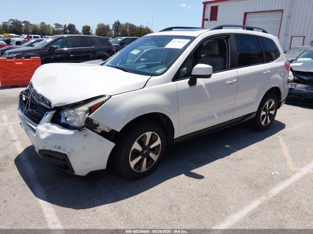 Subaru Forester 2.5i Premium 2017 JF2SJAEC9HH531517 Image 2