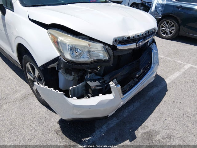 Subaru Forester 2.5i Premium 2017 JF2SJAEC9HH531517 Image 6