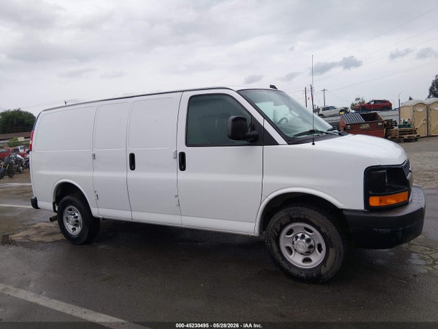 Chevrolet Express 2500 Work Van 2016 1GCWGAFG5G1241007 Image 16