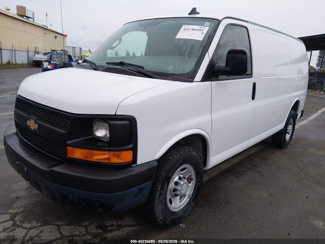 Chevrolet Express 2500 Work Van 2016 1GCWGAFG5G1241007 Image 2