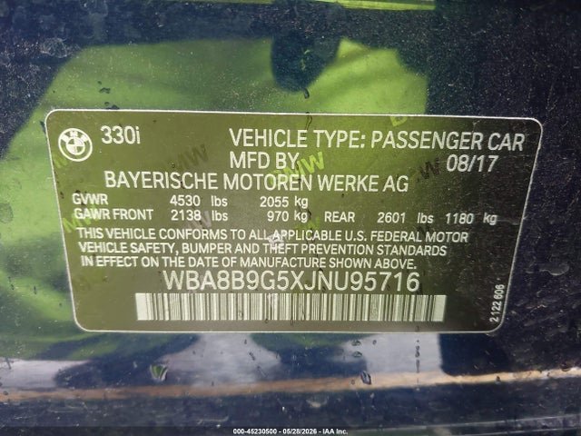 45230500 :رقم المزاد ، WBA8B9G5XJNU95716 vin ، 2018 Bmw 330i مزاد بيع