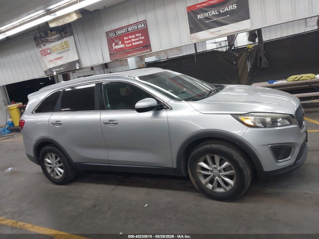 Продаж на аукціоні авто 2017 Kia Sorento 2.4l Lx, vin: 5XYPG4A31HG303627, номер лоту: 45230510