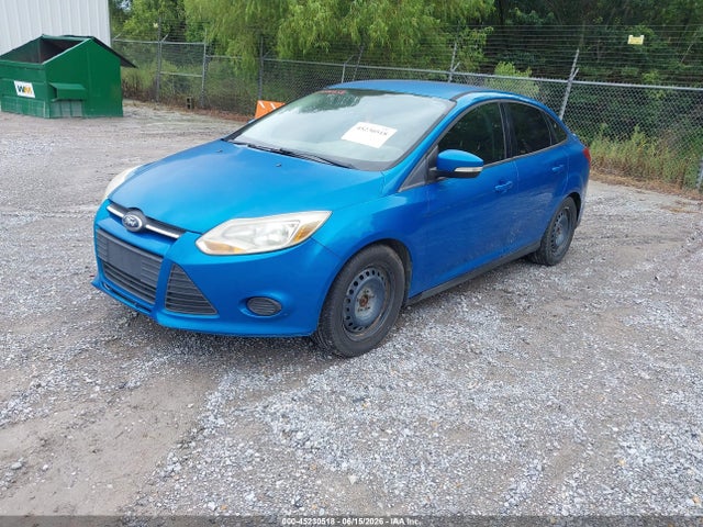 Ford FOCUS SE 2014 1FADP3F21EL311858 Image 2
