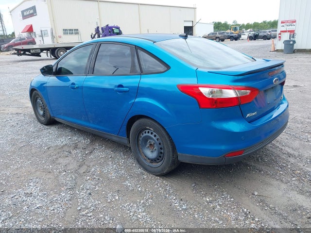 Ford FOCUS SE 2014 1FADP3F21EL311858 Image 3