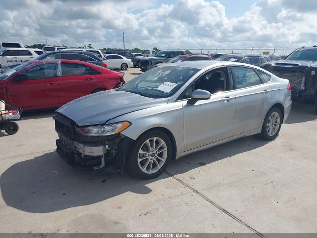 3FA6P0HD2LR218562 Ford FUSION SE
