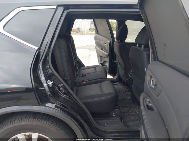 JN8AT2MT8LW042109 Nissan Rogue Sv Fwd