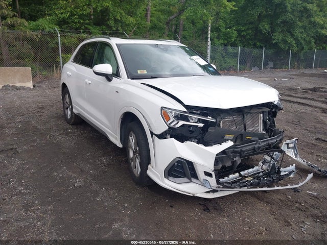2023 Audi Q3 Premium 45 Tfsi S Line Quattro Tiptronic მანქანა იყიდება აუქციონზე, vin: WA1DECF32P1127658, აუქციონის ნომერი: 45230545