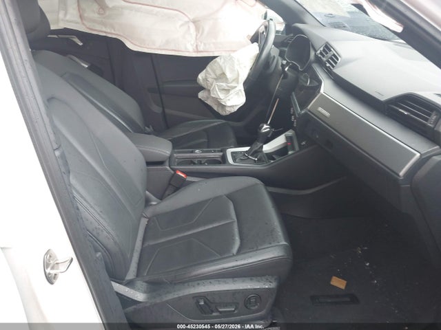2023 Audi Q3 Premium 45 Tfsi S Line Quattro Tiptronic მანქანა იყიდება აუქციონზე, vin: WA1DECF32P1127658, აუქციონის ნომერი: 45230545