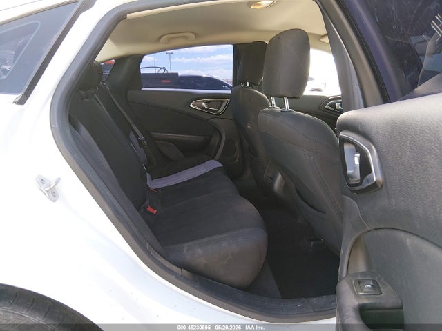 1C3CCCAB1GN136287 Chrysler 200 Limited