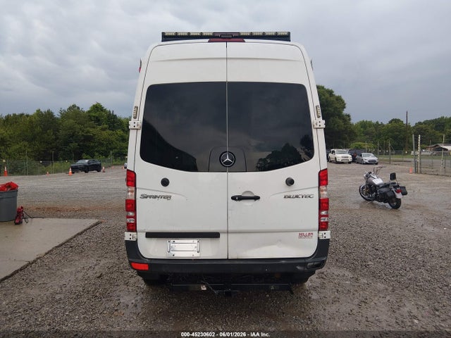 Продажа на аукционе авто 2013 Mercedes-benz Sprinter 2500 Normal Roof, vin: WD3PE7CD0D5758818, номер лота: 45230602
