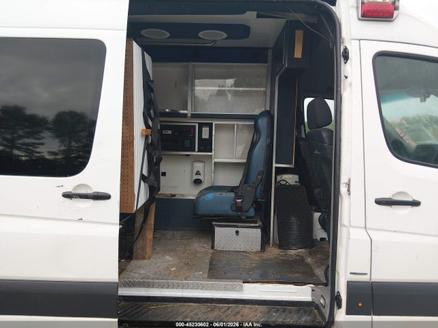 Продажа на аукционе авто 2013 Mercedes-benz Sprinter 2500 Normal Roof, vin: WD3PE7CD0D5758818, номер лота: 45230602