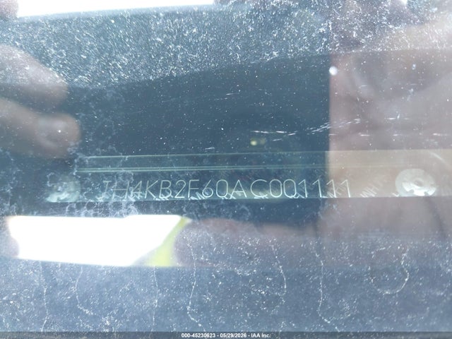 45230623 :رقم المزاد ، JH4KB2F60AC001111 vin ، 2010 Acura Rl 3.7 مزاد بيع