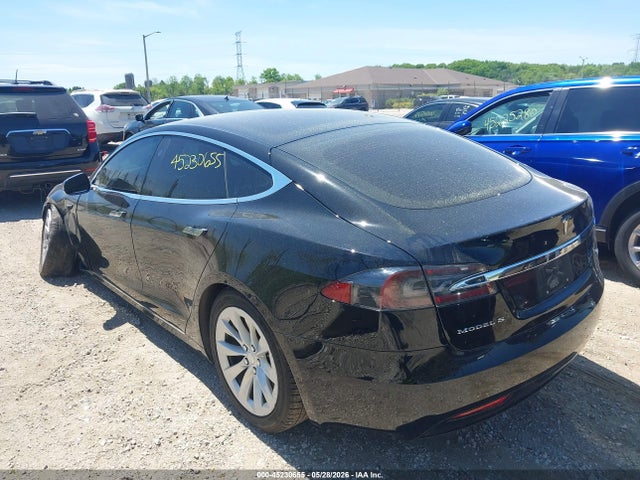 Tesla Model S 100d/75d/p100d 2018 5YJSA1E2XJF252489 Image 3