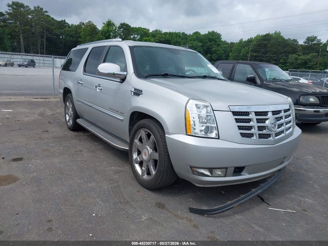 Auction sale of the 2011 Cadillac Escalade Esv Luxury, vin: 1GYS3HEF1BR192209, lot number: 45230717