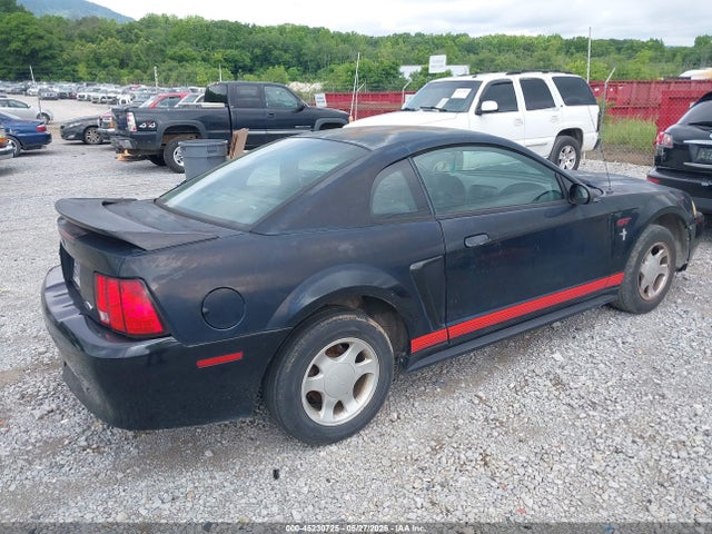 Продаж на аукціоні авто 2000 Ford Mustang, vin: 1FAFP4044YF281606, номер лоту: 45230725
