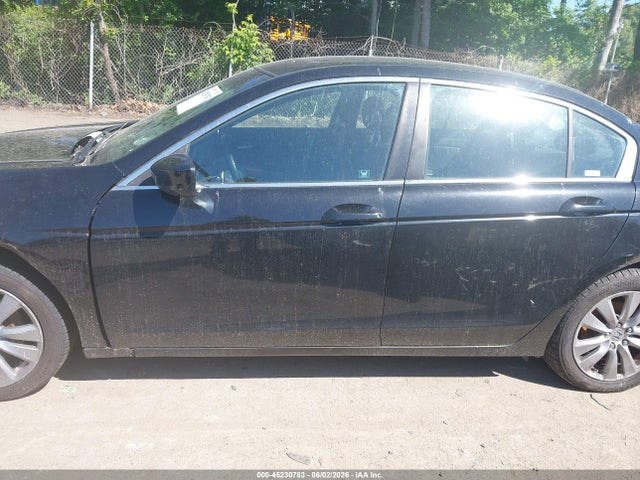 45230783 :رقم المزاد ، 1HGCP2F8XCA070235 vin ، 2012 Honda Accord 2.4 Ex-l مزاد بيع