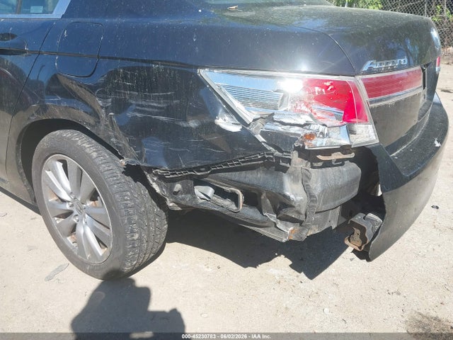 45230783 :رقم المزاد ، 1HGCP2F8XCA070235 vin ، 2012 Honda Accord 2.4 Ex-l مزاد بيع