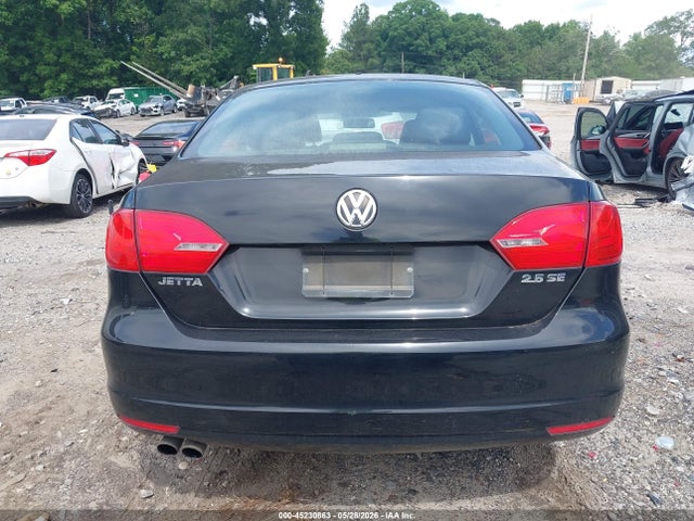 45230863 :رقم المزاد ، 3VWDP7AJ1DM417897 vin ، 2013 Volkswagen Jetta 2.5l Se مزاد بيع