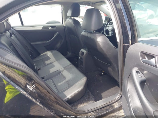 45230863 :رقم المزاد ، 3VWDP7AJ1DM417897 vin ، 2013 Volkswagen Jetta 2.5l Se مزاد بيع