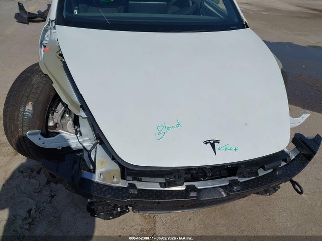 2025 Tesla Model 3 Long Range Rear-wheel Drive/standard Rear-wheel Drive მანქანა იყიდება აუქციონზე, vin: 5YJ3E1EA8SF130179, აუქციონის ნომერი: 45230877