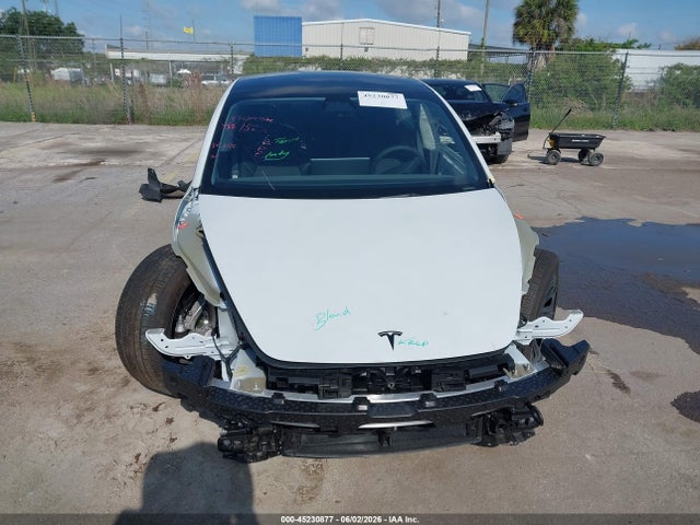 2025 Tesla Model 3 Long Range Rear-wheel Drive/standard Rear-wheel Drive მანქანა იყიდება აუქციონზე, vin: 5YJ3E1EA8SF130179, აუქციონის ნომერი: 45230877