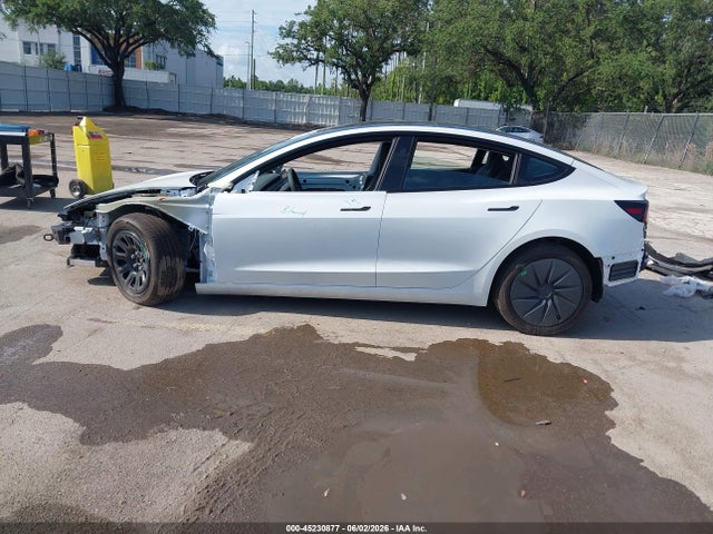 2025 Tesla Model 3 Long Range Rear-wheel Drive/standard Rear-wheel Drive მანქანა იყიდება აუქციონზე, vin: 5YJ3E1EA8SF130179, აუქციონის ნომერი: 45230877