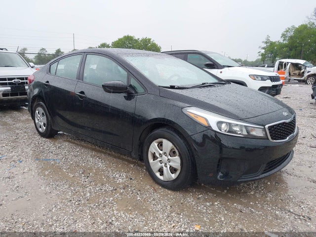 KIA FORTE LX 2018 3KPFK4A74JE193074 Image 1