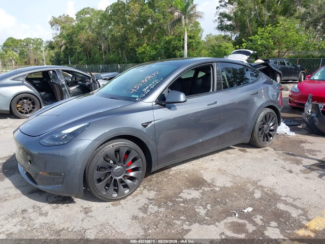 Продажа на аукционе авто 2022 Tesla Model Y Performance Dual Motor All-wheel Drive, vin: 7SAYGDEF6NF533520, номер лота: 45230972