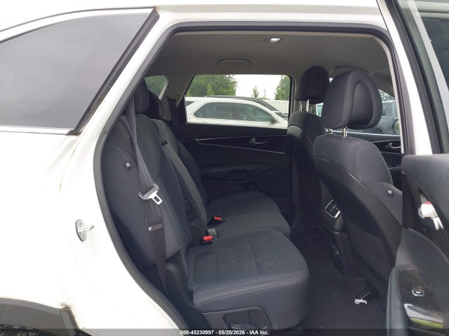 2016 Kia Sorento 3.3l Lx მანქანა იყიდება აუქციონზე, vin: 5XYPGDA5XGG098664, აუქციონის ნომერი: 45230997