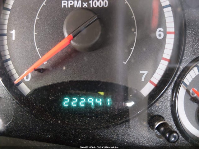 45231005 :رقم المزاد ، 1J4GL48K25W659912 vin ، 2005 Jeep Liberty Sport مزاد بيع