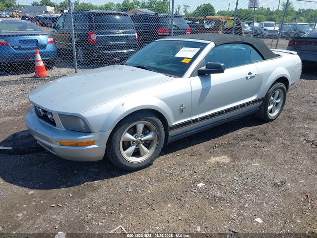 2007 Ford Mustang მანქანა იყიდება აუქციონზე, vin: 1ZVFT84N275335194, აუქციონის ნომერი: 45231023