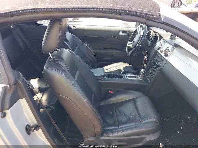 2007 Ford Mustang მანქანა იყიდება აუქციონზე, vin: 1ZVFT84N275335194, აუქციონის ნომერი: 45231023