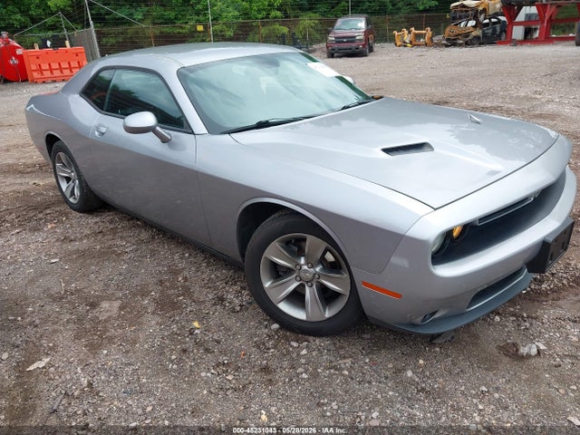 Auction sale of the 2017 Dodge Challenger Sxt, vin: 2C3CDZAG5HH573697, lot number: 45231043