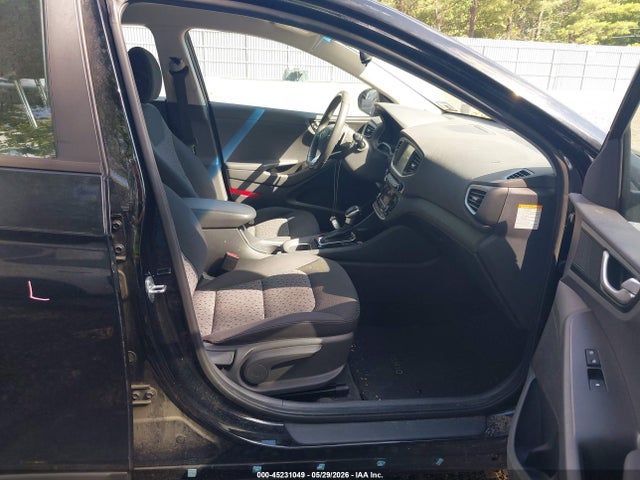 Продажа на аукционе авто 2019 Hyundai Ioniq Plug-in Hybrid, vin: KMHC65LDXKU182630, номер лота: 45231049
