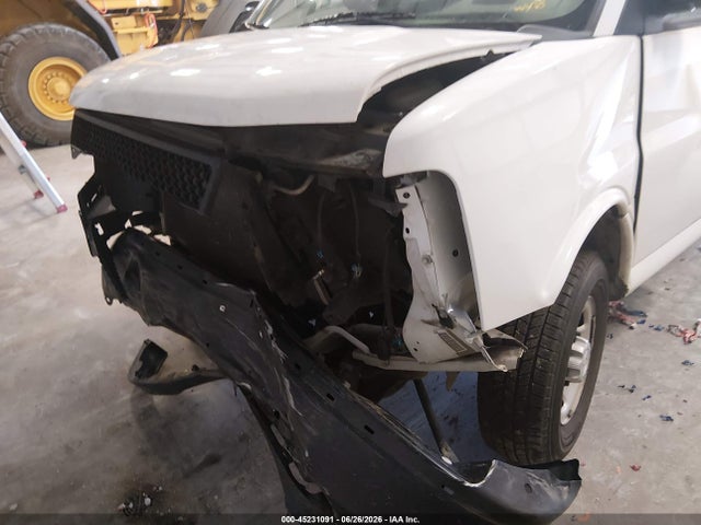 Chevrolet Express Cutaway Work Van 2021 1GB0GRFPXM1164882 Image 11