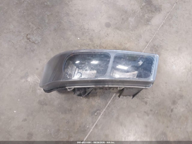 Chevrolet Express Cutaway Work Van 2021 1GB0GRFPXM1164882 Image 12