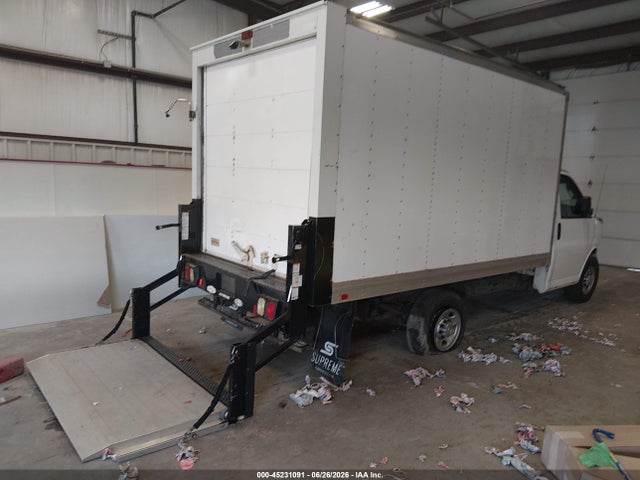 Chevrolet Express Cutaway Work Van 2021 1GB0GRFPXM1164882 Image 4