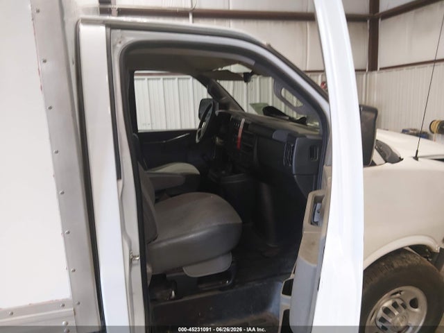 Chevrolet Express Cutaway Work Van 2021 1GB0GRFPXM1164882 Image 6