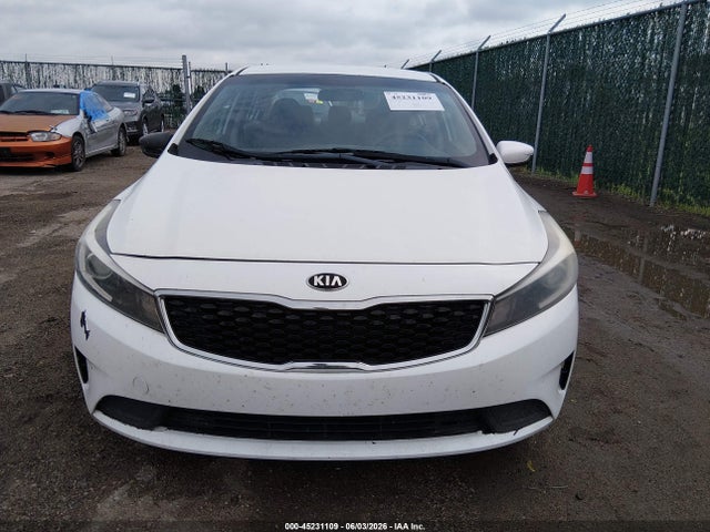 2018 Kia Forte Lx მანქანა იყიდება აუქციონზე, vin: 3KPFL4A7XJE244459, აუქციონის ნომერი: 45231109