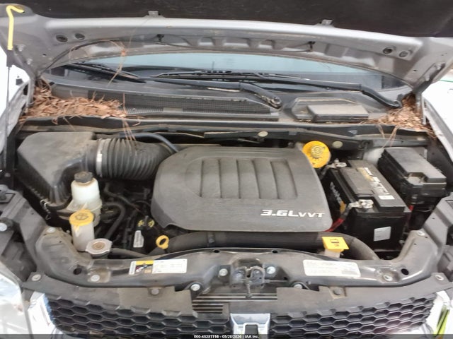 2C4RDGBG0HR780694 Dodge Grand Caravan Se