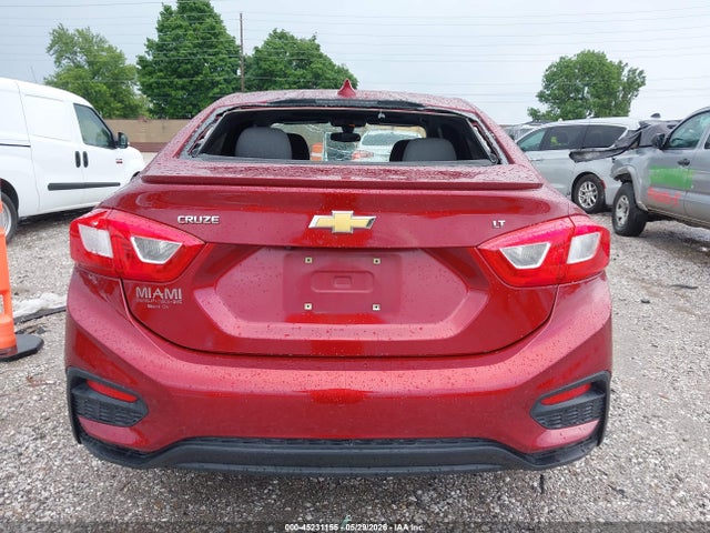 1G1BE5SMXH7232303 Chevrolet Cruze Lt Auto