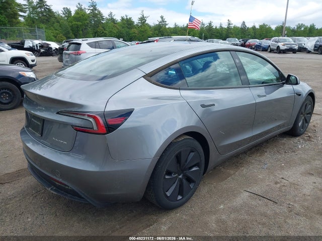 Tesla Model 3 Long Range All-wheel Drive 2025 5YJ3E1EB5SF910584 Image 4